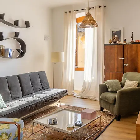 Lägenhet Casa Bianca Charme & Vue Au Coeur Derbalunga