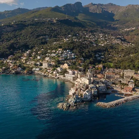 Casa Bianca Charme & Vue Au Coeur Derbalunga * Erbalunga (Corsica)